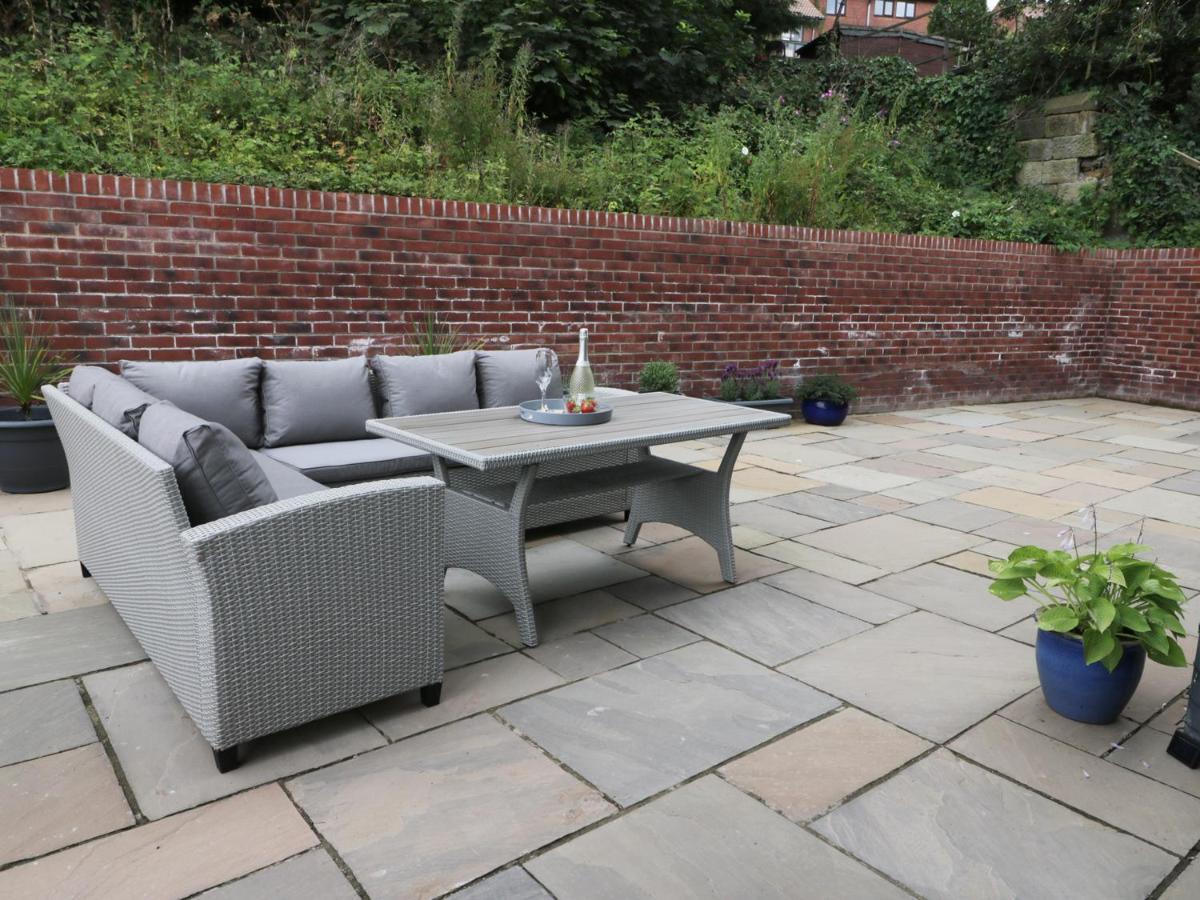 The Office Gardens, Apartment 1 Whitby Luaran gambar